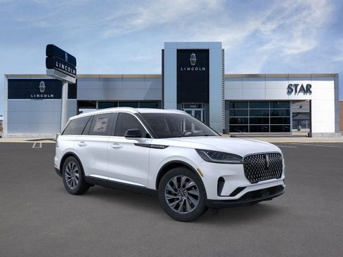 New 2026 Lincoln Aviator AWD image 7