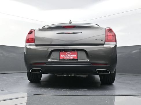 Used 2023 Chrysler 300 S RWD image 36