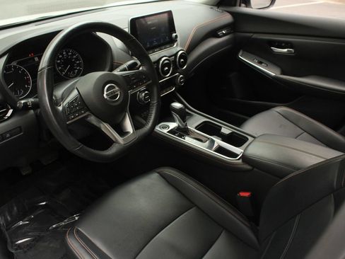 Used 2023 Nissan Sentra SR w/ SR Premium Package FWD image 13