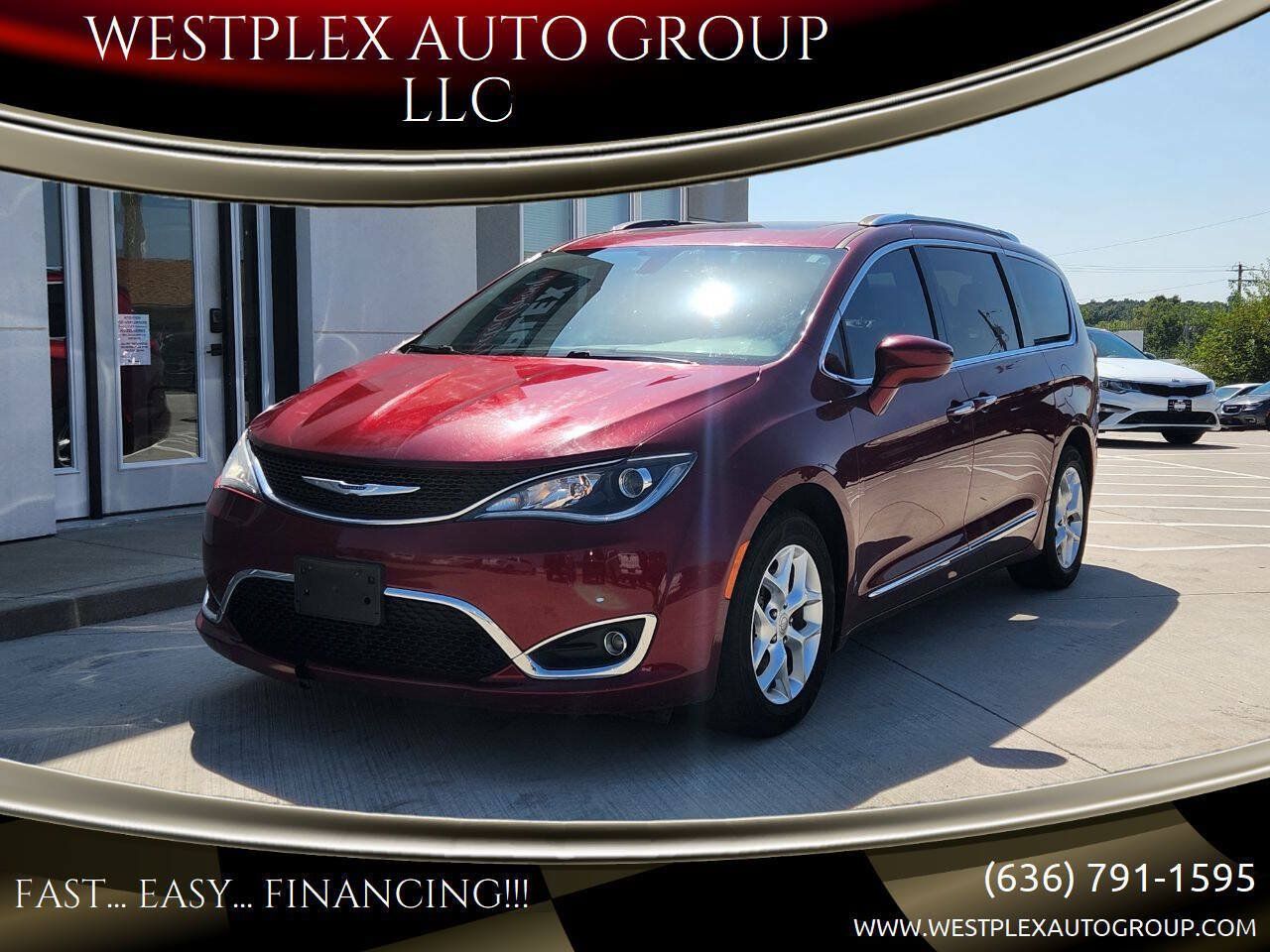 Used 2020 Chrysler Pacifica Touring-L Plus w/ Tire & Wheel Group FWD image 1