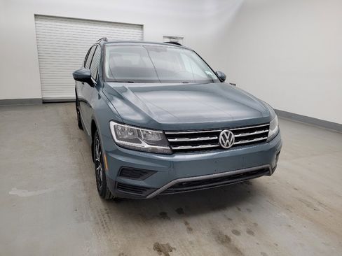 Used 2021 Volkswagen Tiguan SE image 14