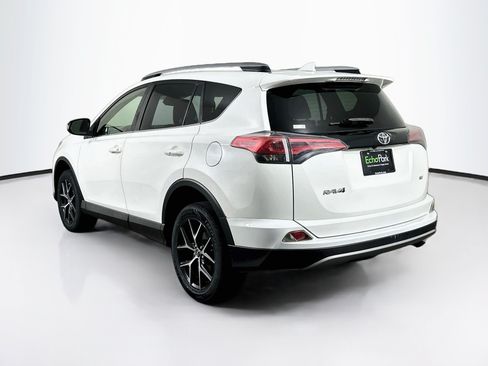 Used 2018 Toyota RAV4 SE w/ Power Extra Value Package FWD image 5