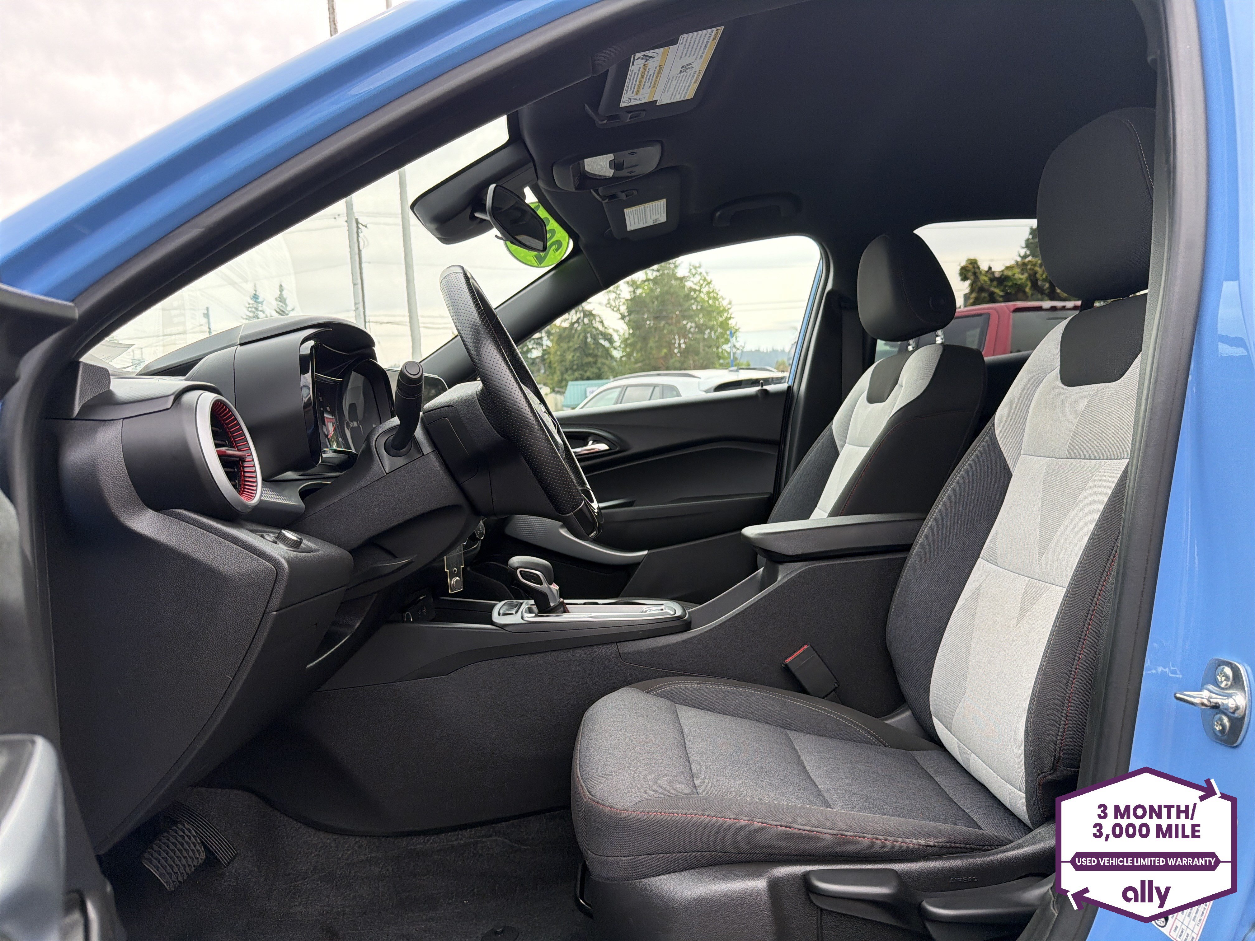 Used 2024 Chevrolet Trax RS w/ Driver Confidence Package FWD image 10