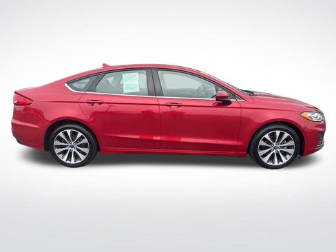 Used 2020 Ford Fusion SE image 8