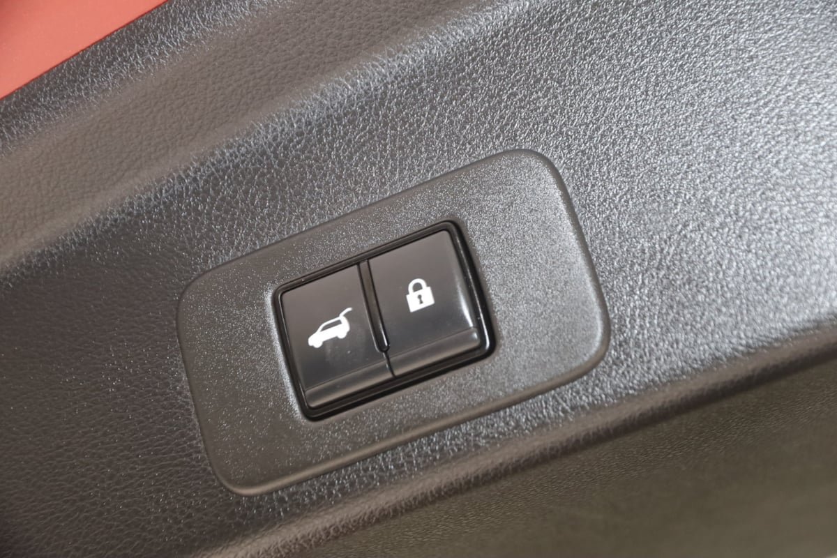 Used 2025 Nissan Murano SL AWD/4WD image 43