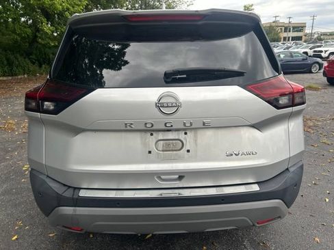 Used 2022 Nissan Rogue SV AWD/4WD image 5