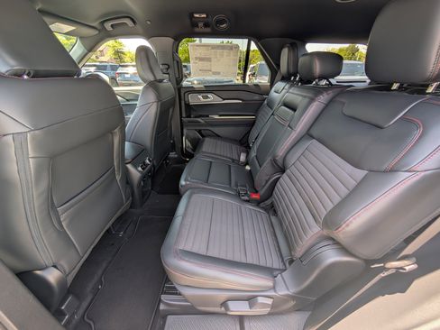 New 2026 Ford Explorer ST-Line AWD/4WD image 12