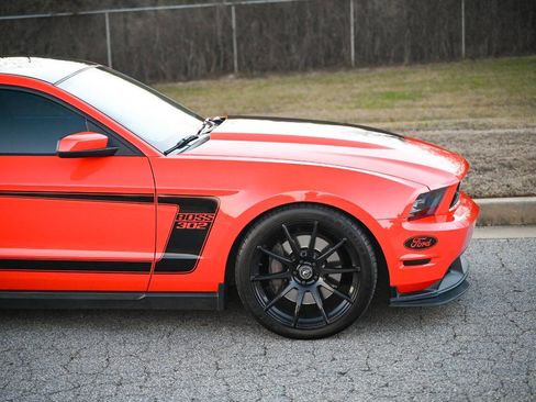 Used 2012 Ford Mustang Boss 302 w/ Boss 302 Accessory Pkg image 38