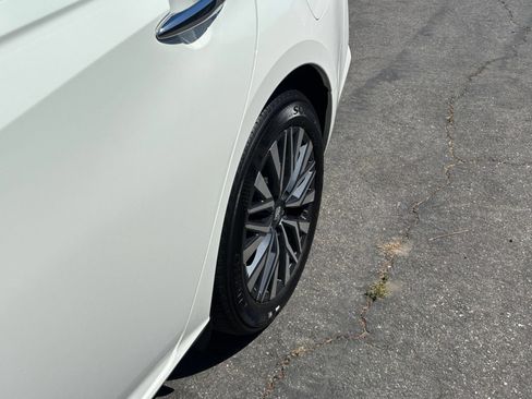Used 2025 Nissan Altima 2.5 SV FWD image 30
