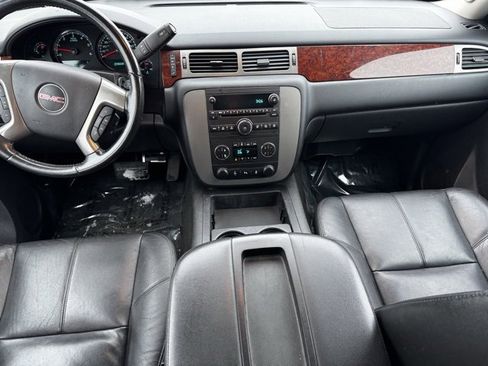 Used 2013 GMC Yukon XL SLT image 9