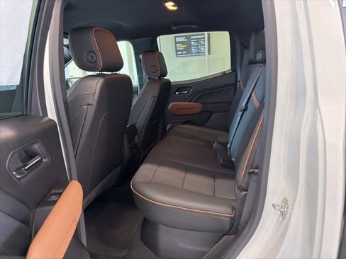 Used 2024 GMC Canyon AT4 w/ Canyon Safety Plus Package AWD/4WD image 15