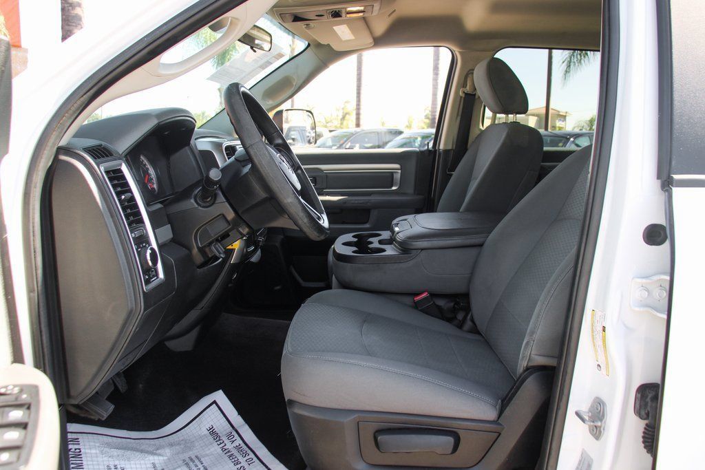 Used 2017 RAM 2500 SLT AWD/4WD image 17