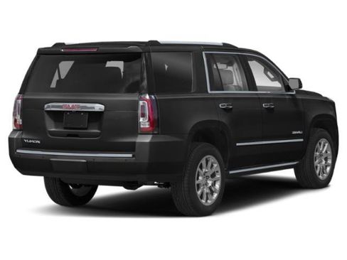 Used 2020 GMC Yukon Denali w/ Denali Premium Package image 2