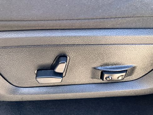 Used 2023 RAM 1500 Classic Warlock AWD/4WD image 11