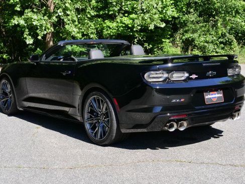 Used 2024 Chevrolet Camaro ZL1 RWD image 29