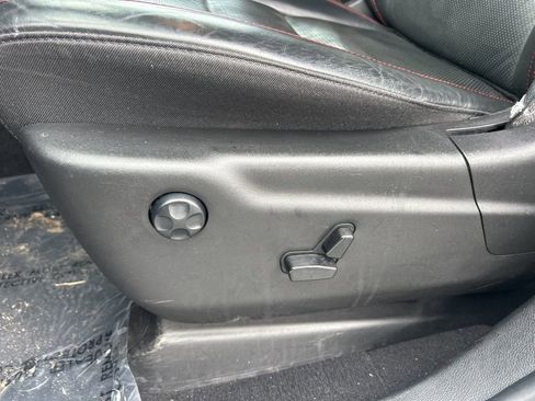 Certified 2024 Dodge Durango GT image 11