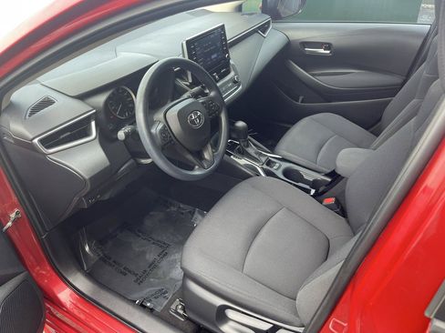 Used 2021 Toyota Corolla LE FWD image 18