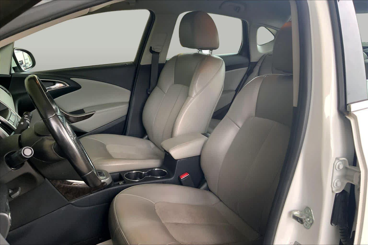 Used 2014 Buick Verano Convenience FWD image 7