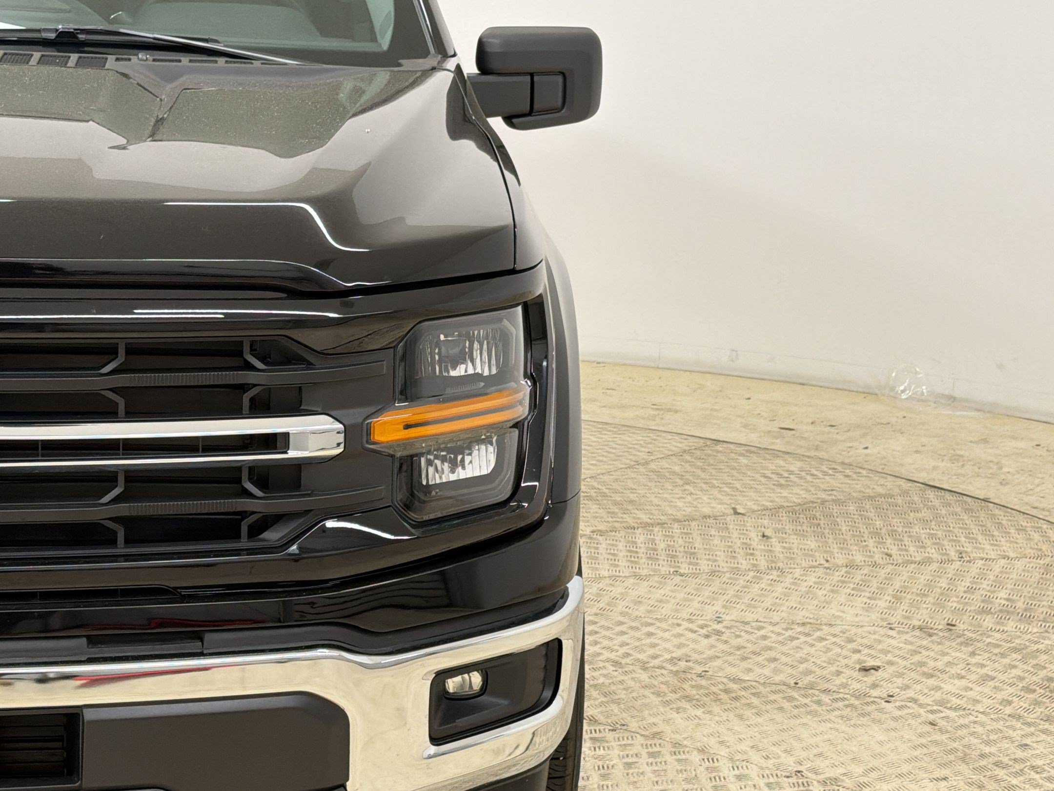 New 2026 Ford F150 XLT w/ XLT Chrome Appearance Package RWD image 11