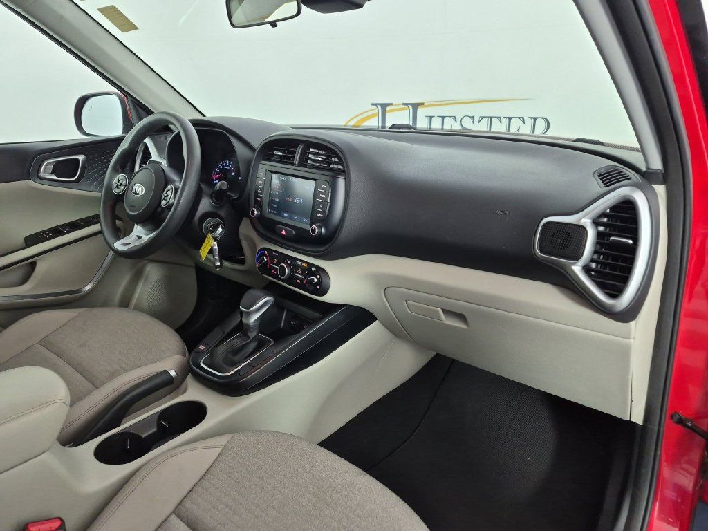 Used 2021 Kia Soul S FWD image 36