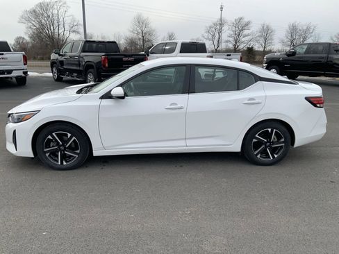 Used 2024 Nissan Sentra SV image 5