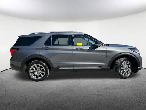 Certified 2026 Ford Explorer Platinum AWD/4WD image 18