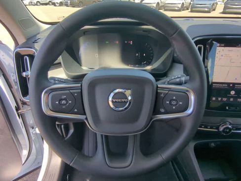 Used 2026 Volvo XC40 B5 Plus w/ Protection Package Premier AWD/4WD image 21