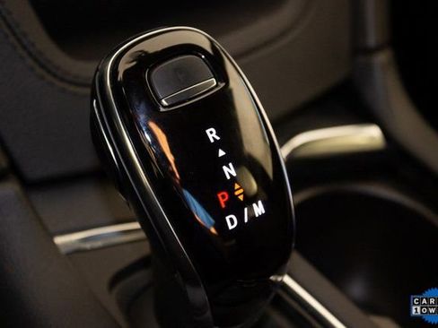 Used 2025 Cadillac XT5 Premium Luxury image 34