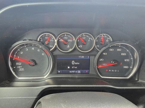 Used 2021 Chevrolet Silverado 1500 LT w/ Z71 Off-Road Package image 15