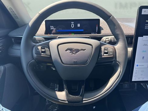 Used 2023 Ford Mustang Mach-E Premium image 14