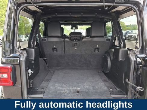 Used 2021 Jeep Wrangler Unlimited Sahara AWD/4WD image 30