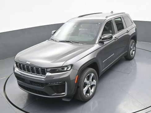 New 2026 Jeep Grand Cherokee Limited AWD/4WD image 41
