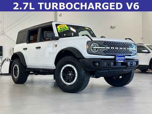 Used 2023 Ford Bronco Badlands w/ Sasquatch Package image 2