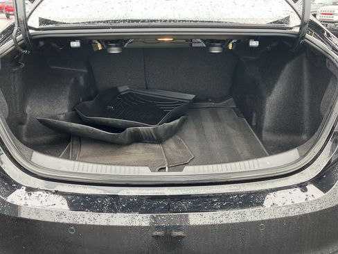 Used 2017 Chevrolet Malibu Premier w/ Driver Confidence Package image 31