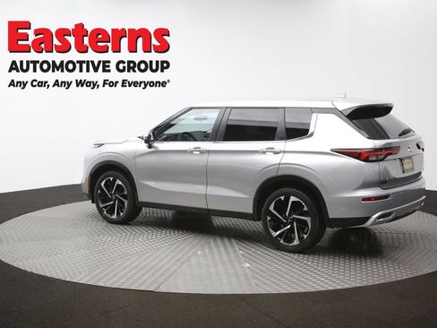 Used 2023 Mitsubishi Outlander SE AWD/4WD image 61