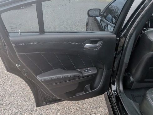 Used 2021 Dodge Charger R/T w/ Plus Group image 12