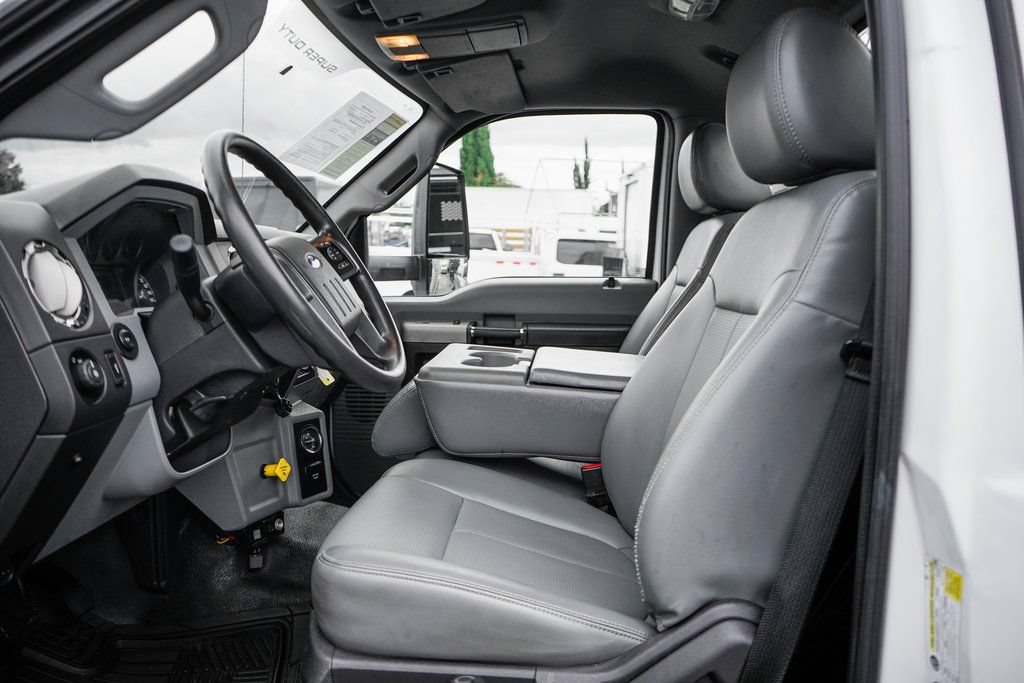 Used 2019 Ford F750 2WD Regular Cab Super Duty image 33