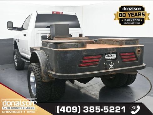 Used 2018 RAM 3500 Tradesman w/ Chrome Appearance Group AWD/4WD image 4
