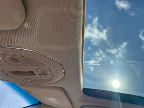 Used 2016 Hyundai Genesis 3.8 w/ Option Group 03 image 15