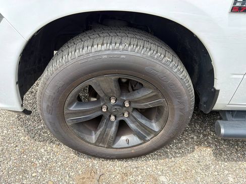 Used 2017 RAM 1500 Sport AWD/4WD image 10