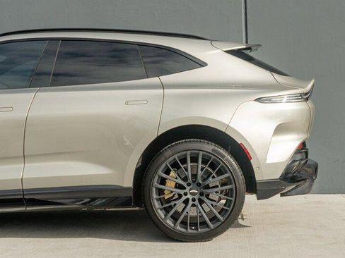 Used 2023 Aston Martin DBX 707 image 24