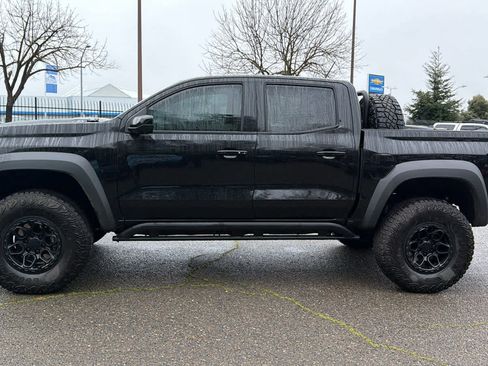 Certified 2024 Chevrolet Colorado ZR2 w/ ZR2 Bison Edition image 8