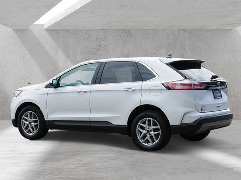Certified 2024 Ford Edge SEL w/ Convenience Package AWD/4WD image 4