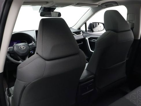 Used 2023 Toyota RAV4 XLE w/ Convenience Package image 20