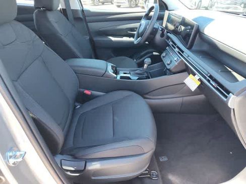 New 2026 Hyundai Tucson SE FWD image 18