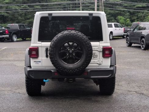 Used 2024 Jeep Wrangler Unlimited AWD/4WD image 7