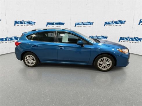 Used 2017 Subaru Impreza 2.0i Premium w/ BSD & Rcta/SRF/Eyesight image 13