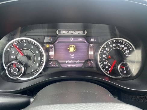 Used 2022 RAM 1500 Big Horn image 40