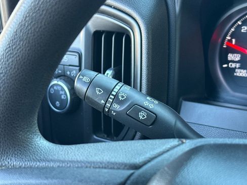 Used 2022 Chevrolet Silverado 1500 Custom image 35