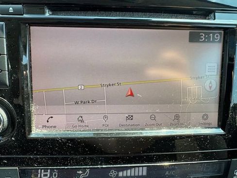 Used 2019 Nissan Rogue S AWD/4WD image 6